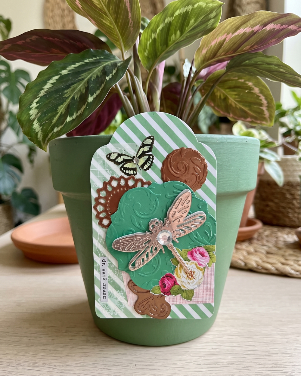 Handmade card made in NZ by Del